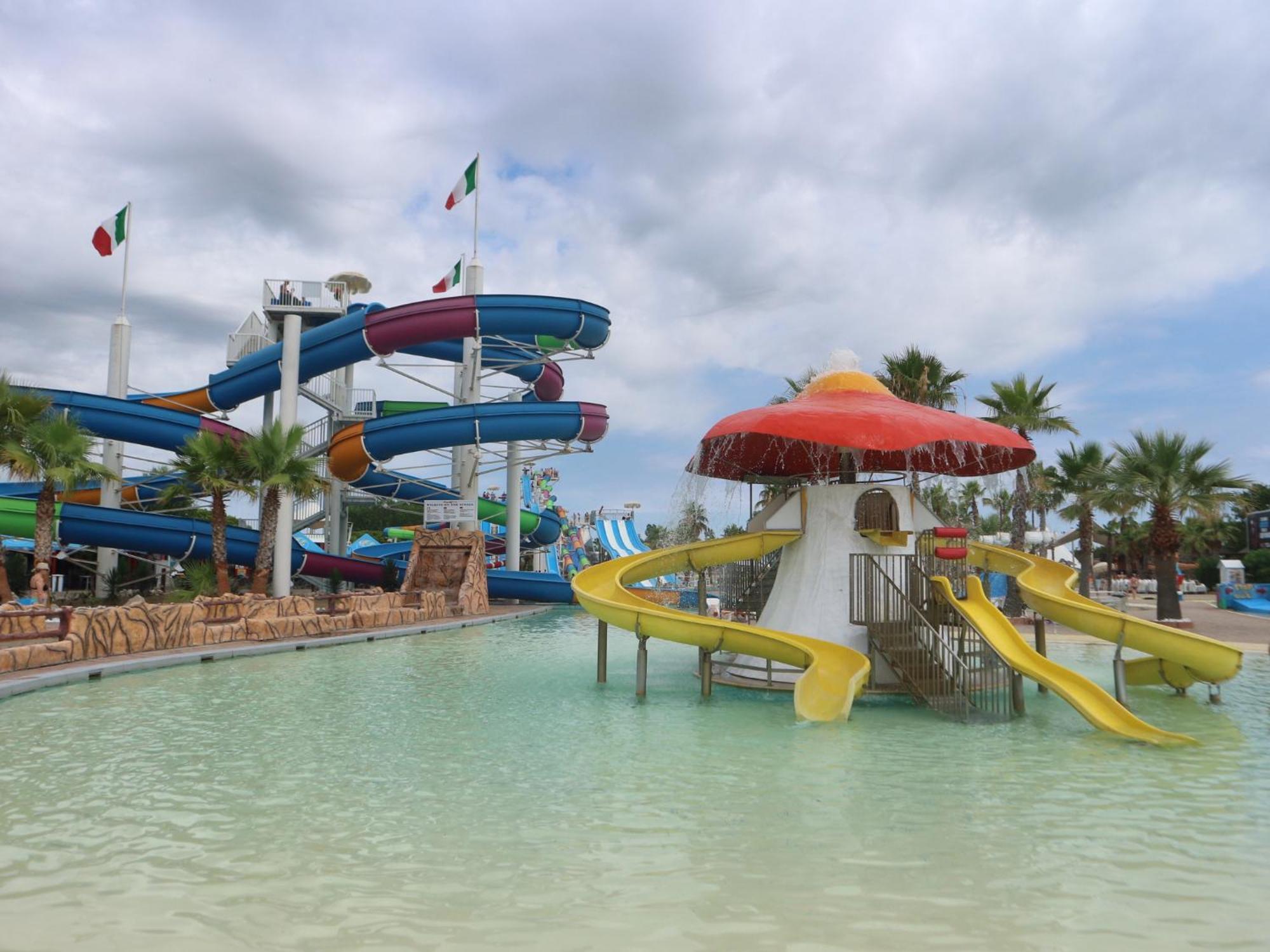 Viviana Apartment Lignano Sabbiadoro Ngoại thất bức ảnh